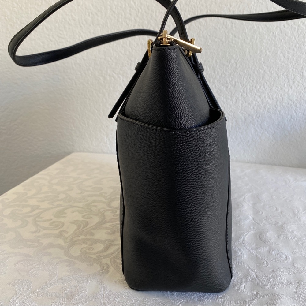 Michael Kors Jet Set Saffiano Leather Tote - Picture 4 of 12